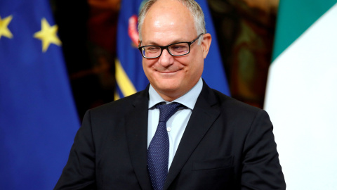 El ministro de economía italiano, Roberto Gualteri, considera que "hay un uso desmedido del plástico". / Reuters El ministro de economía italiano, Roberto Gualteri, considera que "hay un uso desmedido del plástico". / Reuters