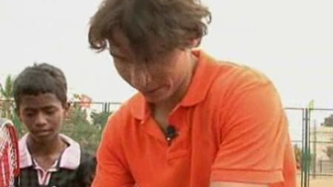 Rafa Nadal inaugura una escuela en La India Rafa Nadal inaugura una escuela en La India