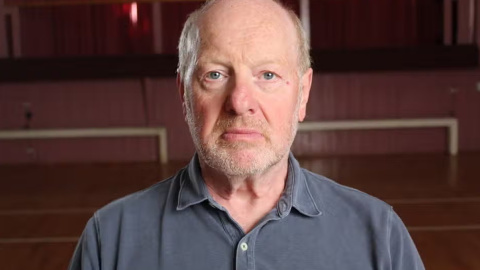 Alan Bates, protagonista de la serie 'Mr Bates contra Correos', emitida por Movistar Plus+. Alan Bates, protagonista de la serie 'Mr Bates contra Correos', emitida por Movistar Plus+.