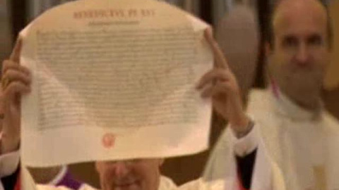 Benedicto XVI consagra la Sagrada Familia como basílica Benedicto XVI consagra la Sagrada Familia como basílica
