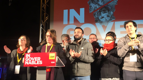 La candidata de la CUP al Congrés dels Diputats, durant les valoracions posteriors a l'escrutini des de la seu del carrer Casp, a Barcelona. CUP La candidata de la CUP al Congrés dels Diputats, durant les valoracions posteriors a l'escrutini des de la seu del carrer Casp, a Barcelona. CUP