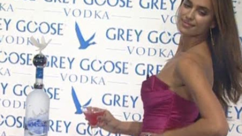 Irina enfadada con GQ por sacarla desnuda Irina enfadada con GQ por sacarla desnuda
