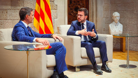 El president de la Generalitat, Pere Aragonès, i el president del govern espanyol, Pedro Sánchez, s'han reunit al Palau de la Generalitat. El president de la Generalitat, Pere Aragonès, i el president del govern espanyol, Pedro Sánchez, s'han reunit al Palau de la Generalitat.