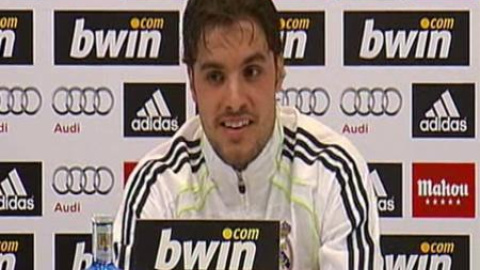 Pedro León: "Quiero que el Getafe gane siempre excepto cuando juega contra el Madrid" Pedro León: "Quiero que el Getafe gane siempre excepto cuando juega contra el Madrid"