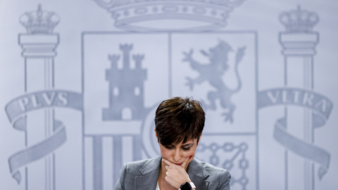 La ministra de Política Territorial y portavoz del Gobierno, Isabel Rodríguez durante la rueda de prensa ofrecida tras la reunión del Consejo de Ministros, este martes en el Palacio de la Moncloa. La ministra de Política Territorial y portavoz del Gobierno, Isabel Rodríguez durante la rueda de prensa ofrecida tras la reunión del Consejo de Ministros, este martes en el Palacio de la Moncloa.