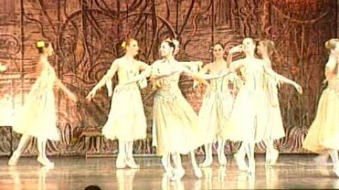'El lago de los cisnes' en el teatro Compac 'El lago de los cisnes' en el teatro Compac