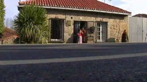La aldea pontevedresa de Chapa se hunde bajo el asfalto La aldea pontevedresa de Chapa se hunde bajo el asfalto
