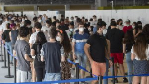 La quinta ola se ralentiza entre los jóvenes de 12 a 29 años La quinta ola se ralentiza entre los jóvenes de 12 a 29 años