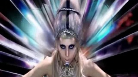 Lady Gaga estrena el videoclip de 'Born this way' Lady Gaga estrena el videoclip de 'Born this way'