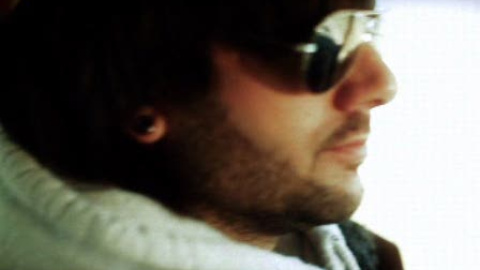 Melendi presenta su nuevo single Melendi presenta su nuevo single