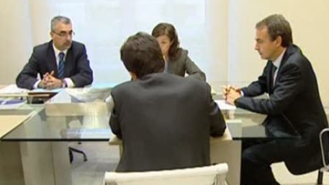 Zapatero analiza con el CSN la alarma nuclear Zapatero analiza con el CSN la alarma nuclear