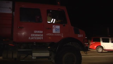 El incendio de Llutxent sigue activo y decontrolado y mÃ¡s de 3.000 personas continÃºan fuera de sus casas