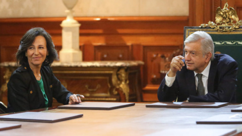 Ana Botín y Carlos Slim: los empresarios que apoyan al presidente de México. Ana Botín y Carlos Slim: los empresarios que apoyan al presidente de México.