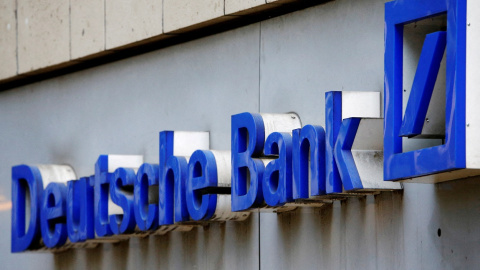 El logo de Deutsche Bank en una oficina en Colonia (Alemania). REUTERS/Wolfgang Rattay El logo de Deutsche Bank en una oficina en Colonia (Alemania). REUTERS/Wolfgang Rattay