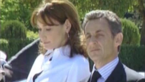 Carla bruni podría estar esperando gemelos Carla bruni podría estar esperando gemelos