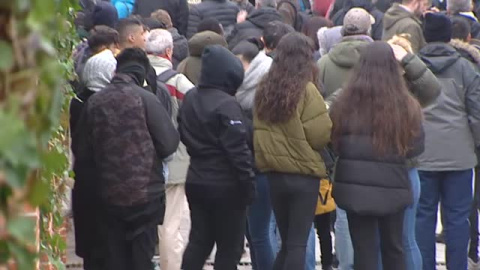 Más de 500 vecinos de Hortaleza muestran su apoyo a los menores del Centro de Primera Acogida Más de 500 vecinos de Hortaleza muestran su apoyo a los menores del Centro de Primera Acogida