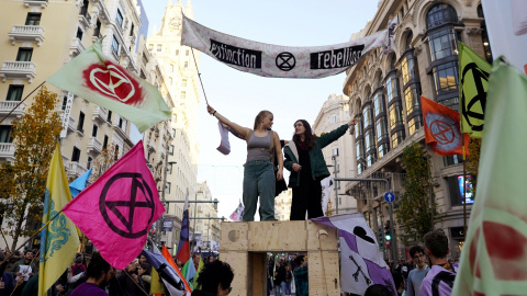 Protesta de Extinction Rebelion en la Gran Vía de Madrid, este sábado. REUTERS/Juan Medina