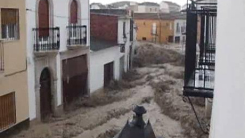 Una tromba de agua siembra el caos en Cañete de las Torres Una tromba de agua siembra el caos en Cañete de las Torres