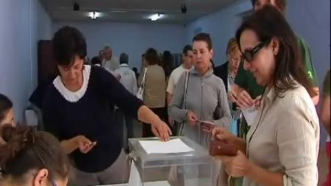 El voto nulo sube un 171% y el voto en blanco, un 43% El voto nulo sube un 171% y el voto en blanco, un 43%