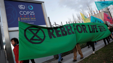 Acto de Extinction Rebellion en la Cumbre del Clima. / REUTERS - JUAN MEDINA