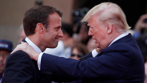 El presidente galo, Emmanuel Macron (i), y su homólogo estadounidense, Donald Trump (d), durante la ceremonia de conmemoración | EFE El presidente galo, Emmanuel Macron (i), y su homólogo estadounidense, Donald Trump (d), durante la ceremonia de conmemoración | EFE