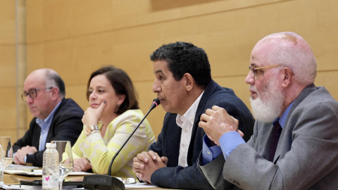 El representante del Frente Polisario en España, Abdulah Arabi (2d), interviene durante la XXVI Conferencia "Paz y libertad para el pueblo saharaui", que se celebra en el Parlamento de La Rioja, este sábado El representante del Frente Polisario en España, Abdulah Arabi (2d), interviene durante la XXVI Conferencia "Paz y libertad para el pueblo saharaui", que se celebra en el Parlamento de La Rioja, este sábado