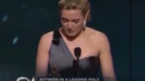 Kate Winslet es anti-cirugía Kate Winslet es anti-cirugía