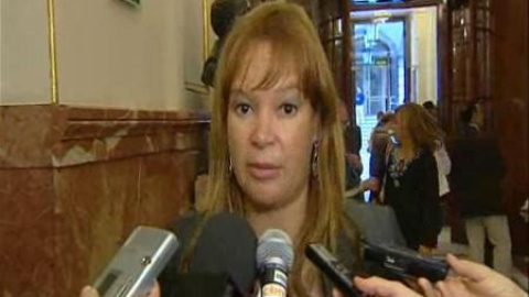 Sanidad pide a Twitter que elimine los perfiles sobre la anorexia Sanidad pide a Twitter que elimine los perfiles sobre la anorexia