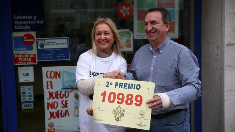 La administración número 31 de Madrid (Felix Boix, 4), con 102 series del número 10.989, agraciado con el segundo premio del Sorteo. /EFE La administración número 31 de Madrid (Felix Boix, 4), con 102 series del número 10.989, agraciado con el segundo premio del Sorteo. /EFE