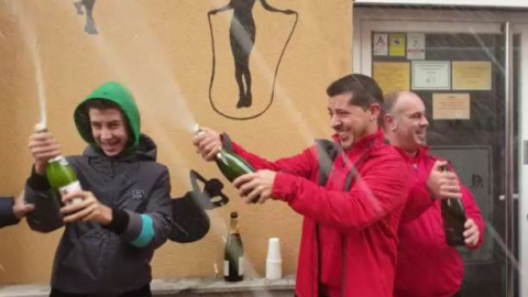 Una escuela de judo de Salamanca reparte 80 millones en participaciones Una escuela de judo de Salamanca reparte 80 millones en participaciones