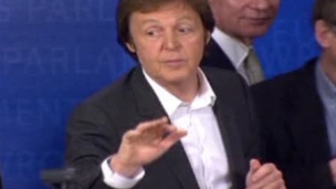 Paul McCartney anuncia su boda Paul McCartney anuncia su boda