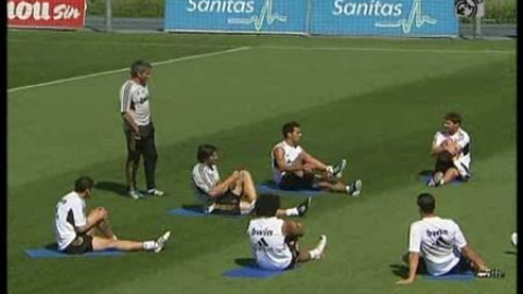 El Real Madrid entrena con la mente puesta en el Rayo Vallecano El Real Madrid entrena con la mente puesta en el Rayo Vallecano