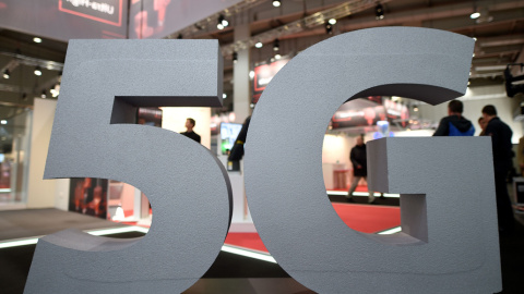 El logo de la tecnología 5G, en un stand de la Feria de Hannover. REUTERS / Fabian Bimmer El logo de la tecnología 5G, en un stand de la Feria de Hannover. REUTERS / Fabian Bimmer