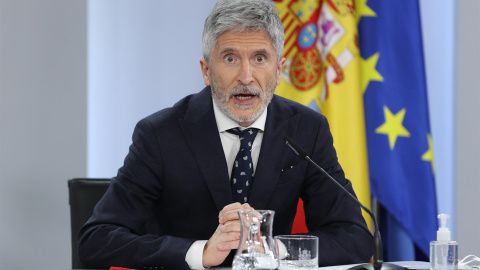 El ministro de Interior, Fernando Grande-Marlaska, durante la rueda de prensa posterior a la reunión del Consejo de Ministros celebrada este martes 12 de abril de 2022 en Moncloa. El ministro de Interior, Fernando Grande-Marlaska, durante la rueda de prensa posterior a la reunión del Consejo de Ministros celebrada este martes 12 de abril de 2022 en Moncloa.