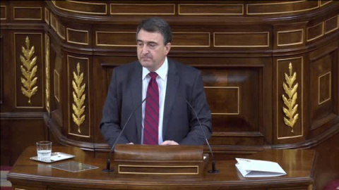 Aitor Esteban, a los partidos de derecha: "Con nosotros no se puede discutir nada, porque claro, EspaÃ±a es vuestra"