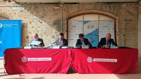 Imatge de la signatura del conveni. Imatge de la signatura del conveni.