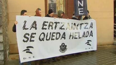 La Ertzaintza de Tolosa protesta por la falta de calefacción La Ertzaintza de Tolosa protesta por la falta de calefacción