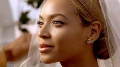 Confirmado, Beyoncé ha dado a luz a una niña Confirmado, Beyoncé ha dado a luz a una niña