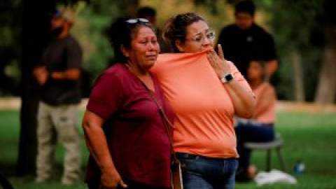 Al menos 19 niños y dos profesoras han sido asesinados en un tiroteo en una escuela de primaria en Texas Al menos 19 niños y dos profesoras han sido asesinados en un tiroteo en una escuela de primaria en Texas