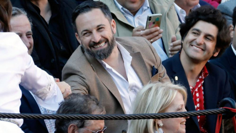 Santiago Abascal, con Morante, en la pasada Feria de Fallas. (EFE) Santiago Abascal, con Morante, en la pasada Feria de Fallas. (EFE)