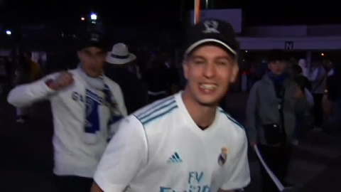 El grito de guerra de los blancos en París: "¡No se nos escapa una!" El grito de guerra de los blancos en París: "¡No se nos escapa una!"