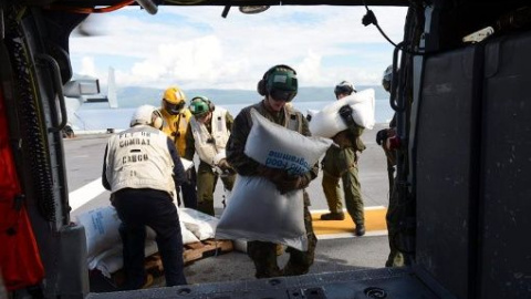 Distribución de ayuda humanitaria en Haití | EFE Distribución de ayuda humanitaria en Haití | EFE