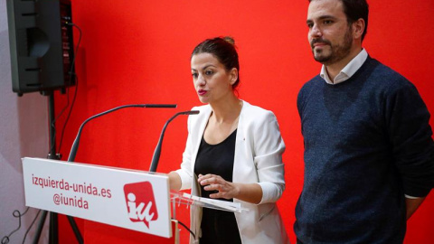 El coordinador federal de IU, Alberto Garzón, y la candidata de IU a las elecciones europeas, Sira Rego / EFE El coordinador federal de IU, Alberto Garzón, y la candidata de IU a las elecciones europeas, Sira Rego / EFE