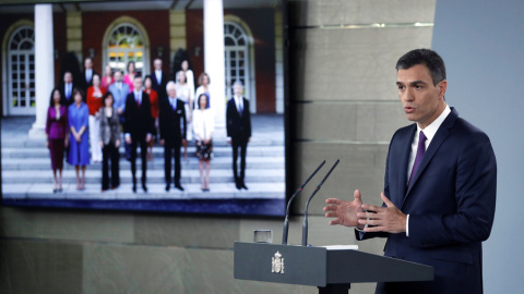 El presidente del Gobierno, Pedro Sánchez, hace balance de su gestión en el Ejecutiv, dos meses después de llegar al Palacio de la Moncloa. EFE/Emilio Naranjo El presidente del Gobierno, Pedro Sánchez, hace balance de su gestión en el Ejecutiv, dos meses después de llegar al Palacio de la Moncloa. EFE/Emilio Naranjo
