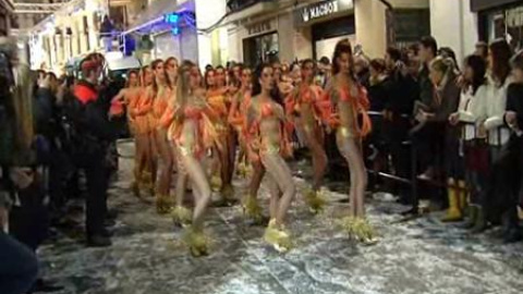 Un amplio dispositivo policial vela por la seguridad en el carnaval de Sitges Un amplio dispositivo policial vela por la seguridad en el carnaval de Sitges