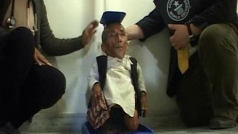 El hombre más pequeño jamás medido El hombre más pequeño jamás medido