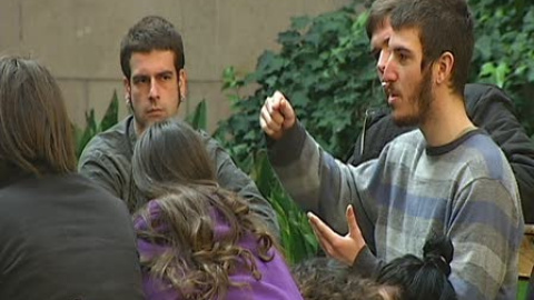 Los estudiantes deciden abandonar el encierro Los estudiantes deciden abandonar el encierro