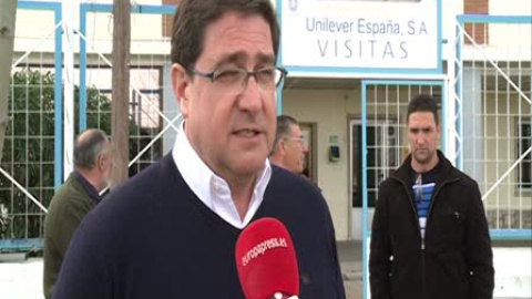 Encierro por el cierre de la fábrica Encierro por el cierre de la fábrica