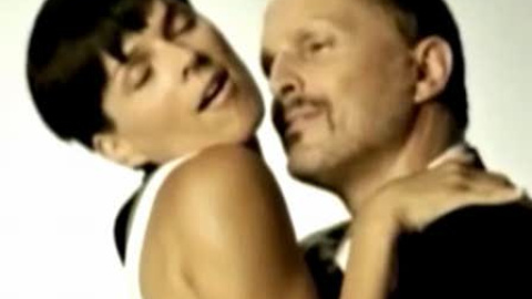 Miguel Bosé vuelve con "Papitwo" Miguel Bosé vuelve con "Papitwo"