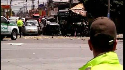 Una explosión en Bogotá deja al menos cinco muertos Una explosión en Bogotá deja al menos cinco muertos